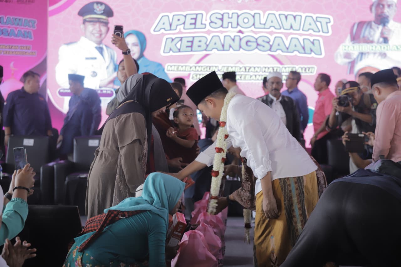 Bunga Desaku Bukan Sekadar Seremonial Tapi Jembatan Emosional Bupati dan Rakyat