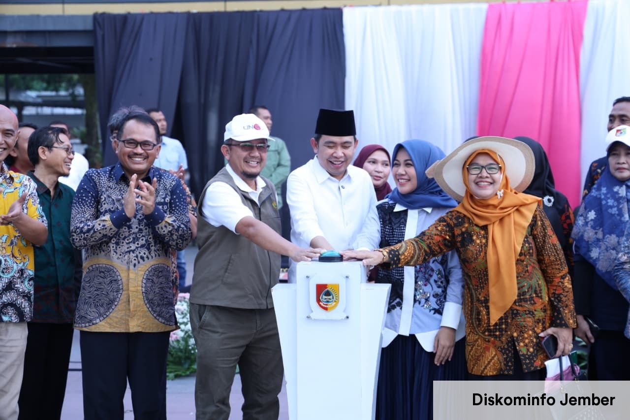 Gus Fawait Lepas 3.000 Mahasiswa KKN Kolaboratif ke 5, Perkuat Sinergi Kampus dan Pemerintah Entaskan Kemiskinan dari Desa