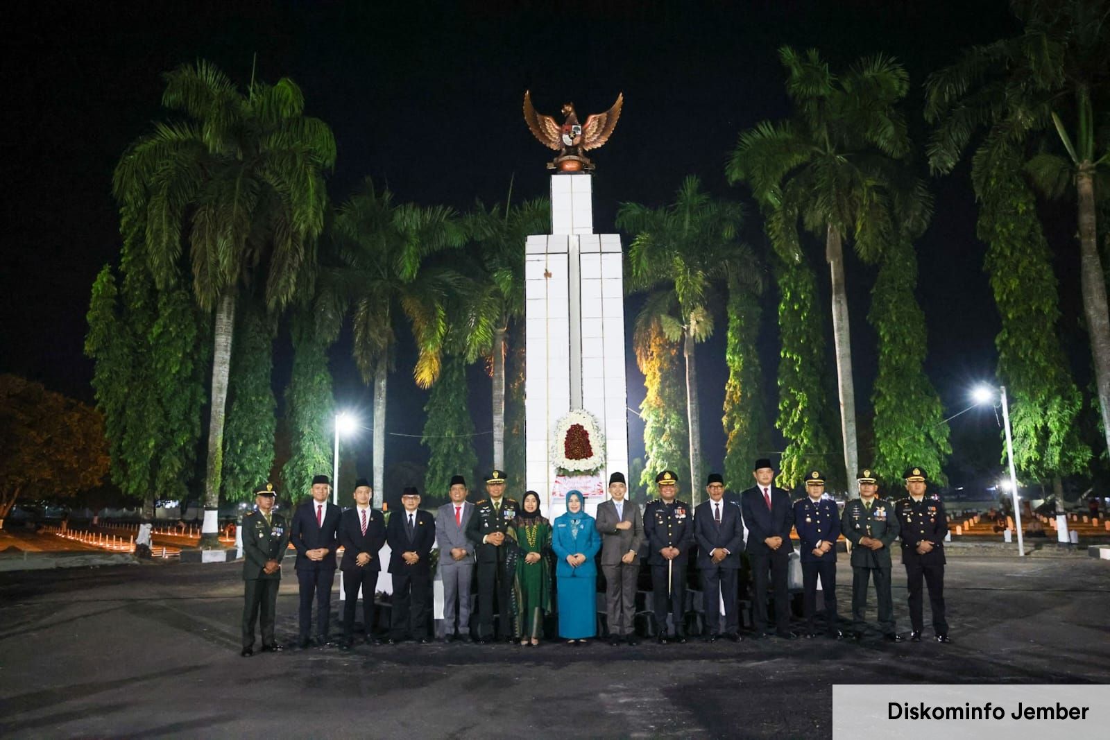 Perkuat Jiwa Nasionalisme, Bupati Gus Fawait Hadiri Apel Kehormatan dan Renungan Suci HUT ke 81 RI