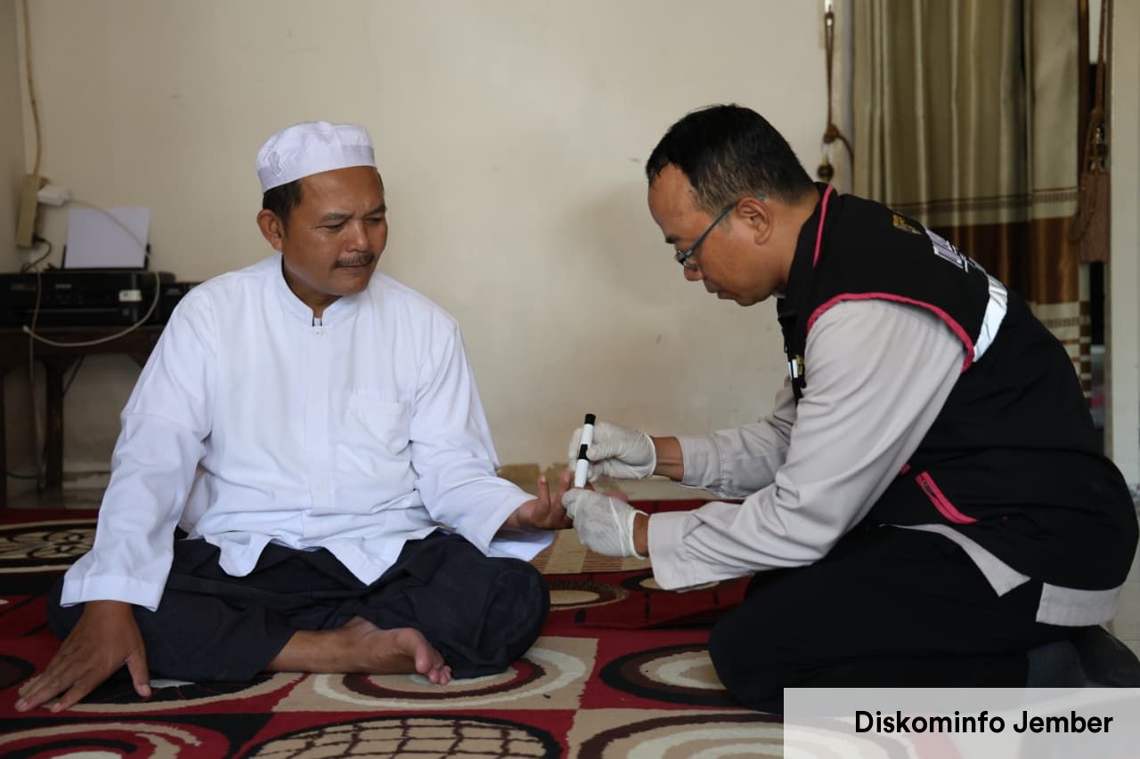 Jangkau 97,9 Persen Penerima Manfaat, Puskesmas Jelbuk Libatkan Tenaga Kesehatan Tembus Daerah Ekstrem Demi Layanan Homecare