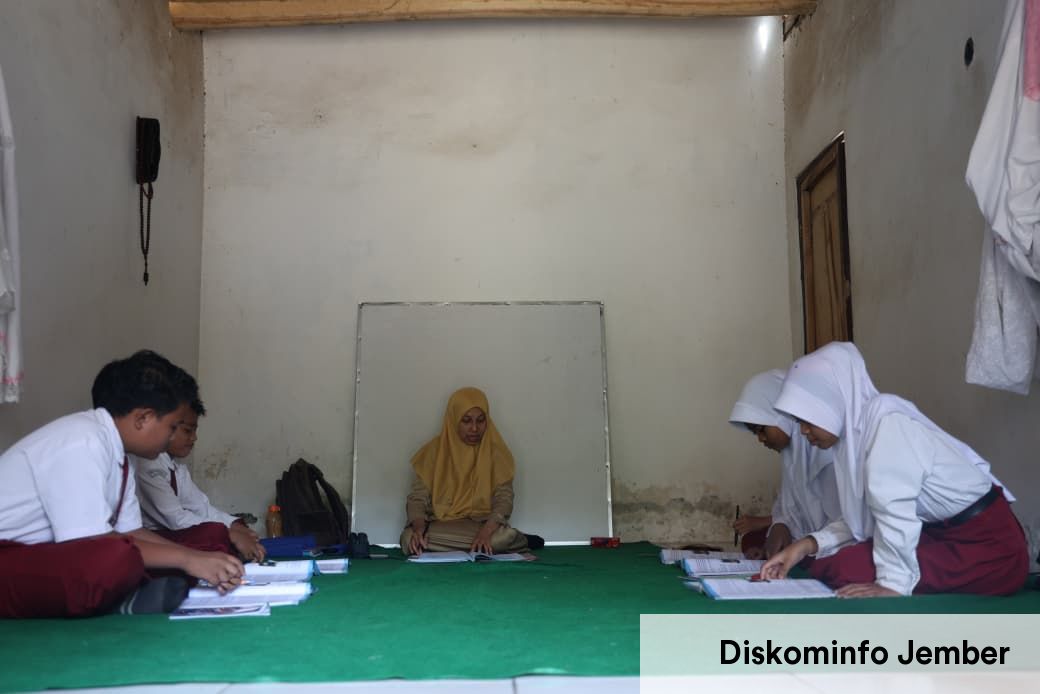 Mengubah Keterbatasan Menjadi Ruang Belajar