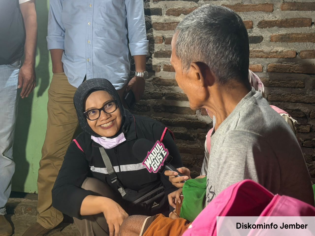 Warga Sumberbaru Derita Ulkus Pedis Kronis Selama 15 Tahun, Puskesmas Rowotengah Rujuk Pasien ke Dokter Spesialis Bedah