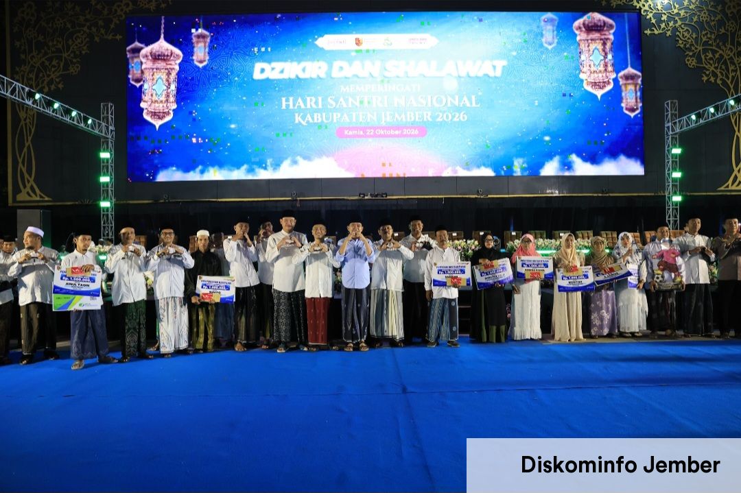 Tegaskan Peran Strategis Santri, Bupati Jember Paparkan Sejumlah Program Kerakyatan di Malam Puncak HSN 2026